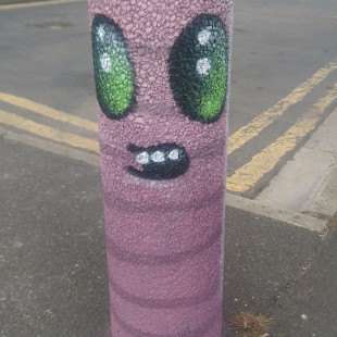 Color's Heeley Bollards